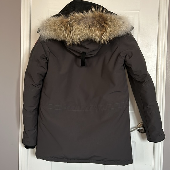 Canada Goose Banff Parka - Picture 4 of 8